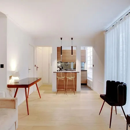 Cozy 2p - Champ De Mars - Military School