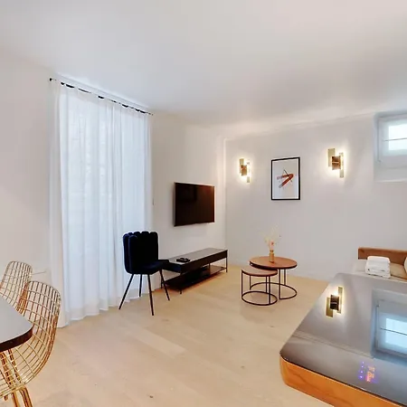 Cozy 2p - Champ De Mars - Military School