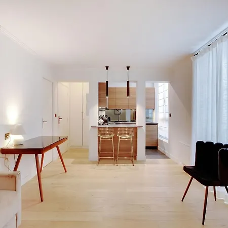 Cozy 2p - Champ De Mars - Military School *